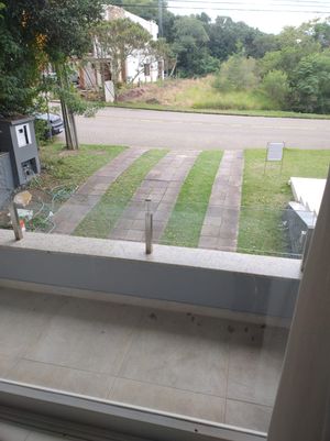 Image 9 - 875909