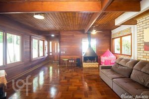 Image 42 - 875910