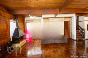 Image 7 - 875910