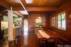 Image 2 - 875910