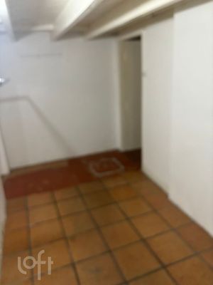 Image 19 - 875941