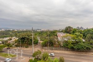 Image 6 - 875942