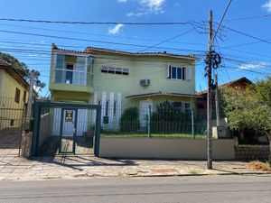 Image 19 - 875948