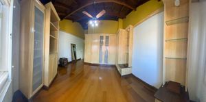 Image 10 - 875948