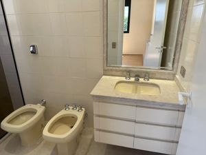 Image 19 - 875951