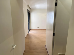 Image 3 - 875951