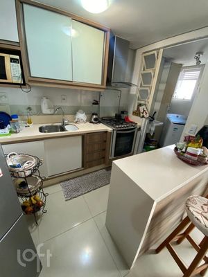 Image 6 - 875952