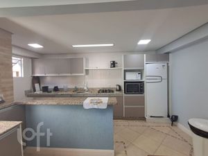 Image 17 - 875952