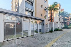 Image 38 - 875962