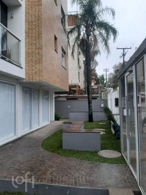Image 6 - 875962