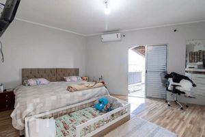 Image 3 - 875967