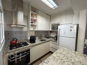 Image 9 - 875972