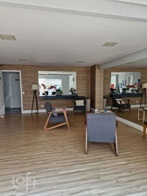 Image 11 - 875976