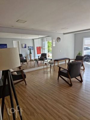 Image 8 - 875976
