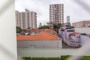 Image 32 - 875982