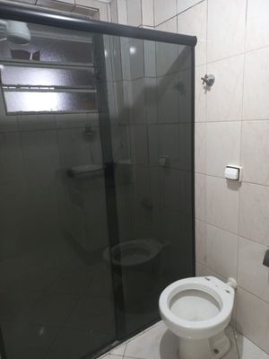 Image 8 - 875983