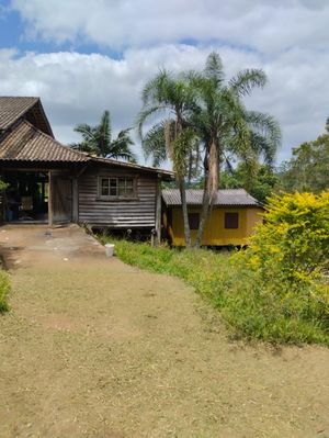 Image 11 - 875991