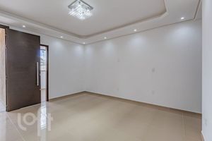 Image 1 - 875992