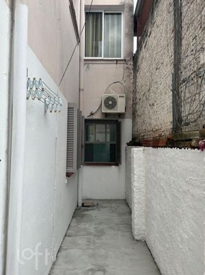 Image 7 - 875994