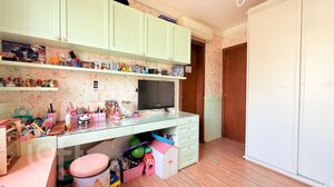 Image 14 - 875996