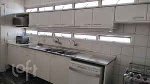 Image 8 - 876015