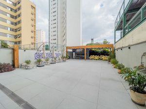 Image 15 - 876019