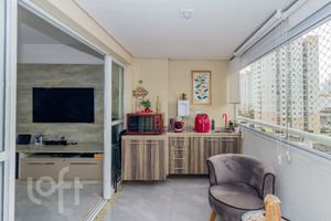 Image 9 - 876021