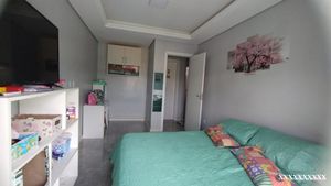 Image 7 - 876035