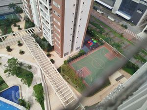Image 8 - 876057