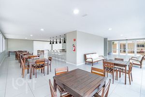 Image 26 - 876062