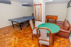 Image 39 - 876070