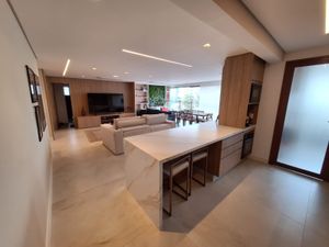 Image 1 - 876072