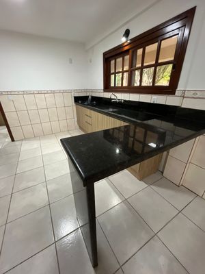 Image 13 - 876083