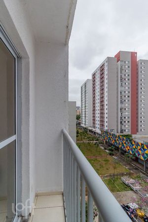 Image 4 - 876086
