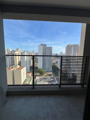 Image 8 - 876093