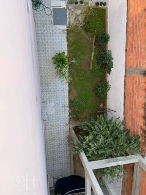 Image 24 - 876117