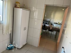 Image 10 - 876117