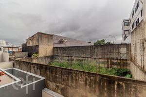 Image 24 - 876121