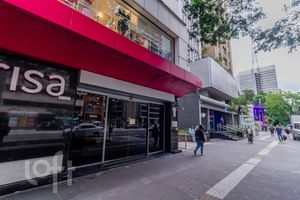 Image 35 - 876126