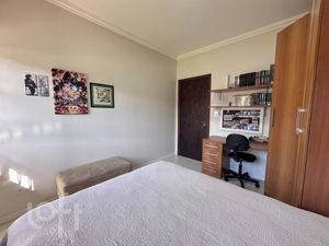 Image 12 - 876128