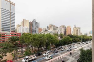 Image 18 - 876139