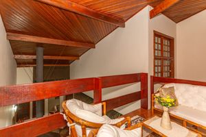 Image 31 - 876140