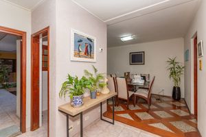 Image 37 - 876140