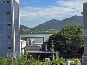 Image 27 - 876168