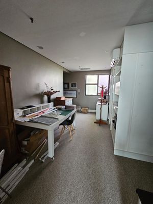 Image 1 - 876169