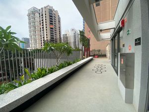 Image 33 - 876170