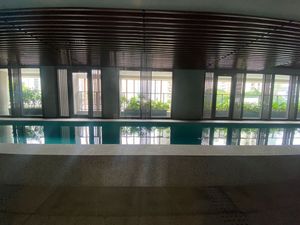 Image 4 - 876170