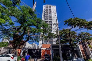 Image 23 - 876183