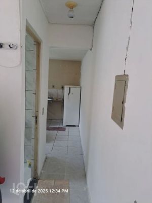 Image 2 - 876186