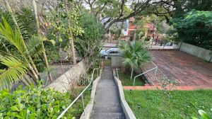 Image 11 - 876188